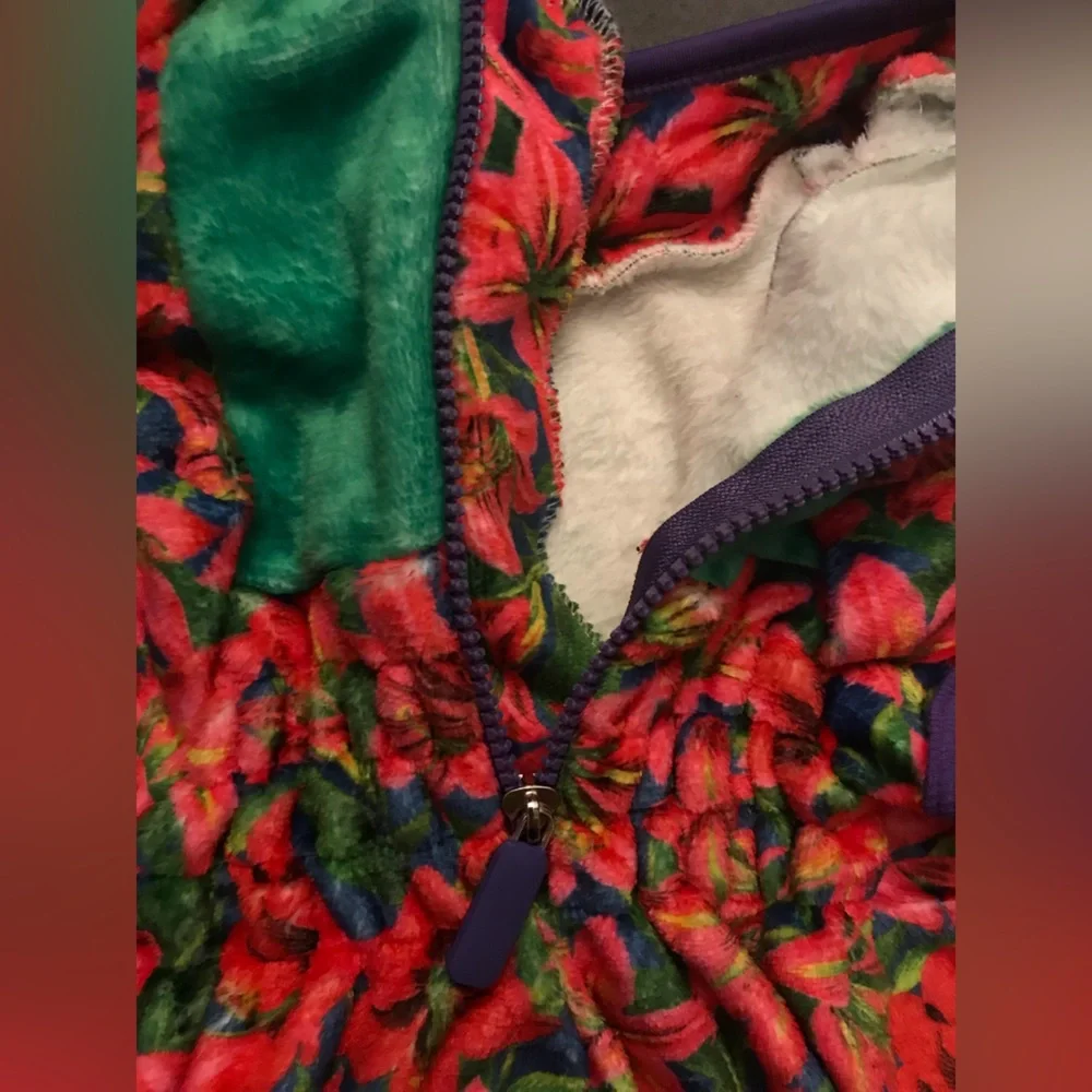 NWT LovinPet Fleece Dog Pullover